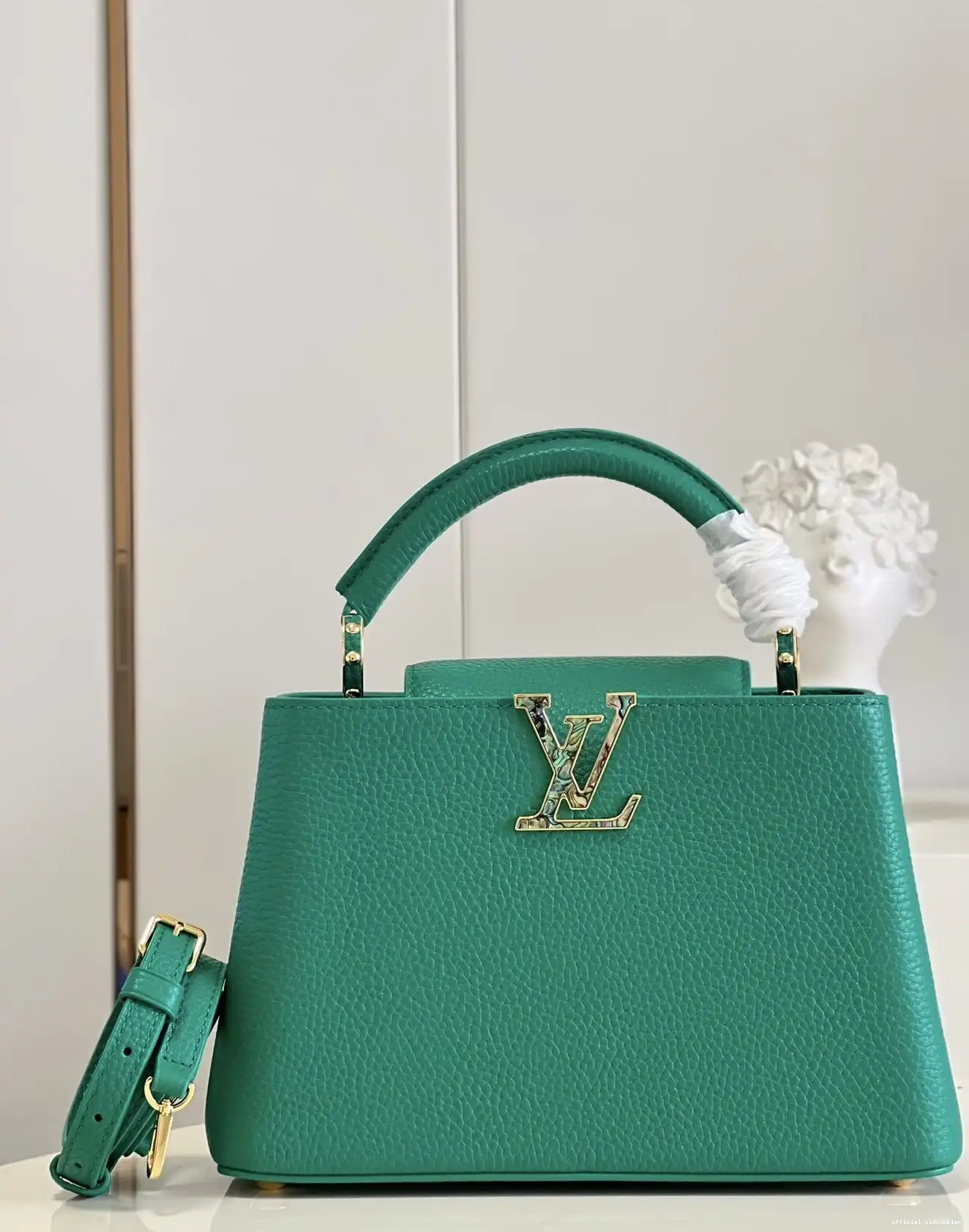 VUITTON BB LOUIS CAPUCINES 0704